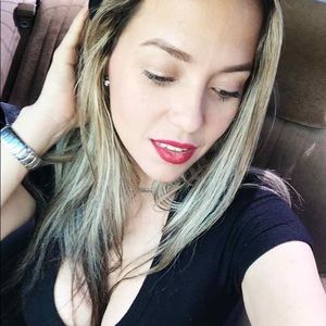 Meet your Posher, Ivette